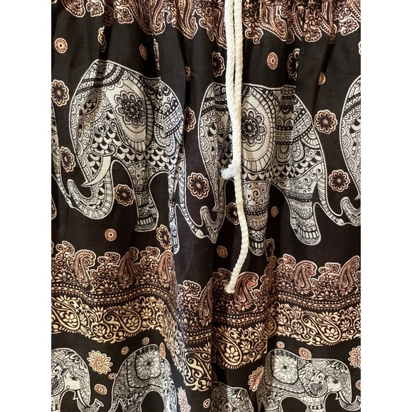 Sheer elephant trunks - Picture 2 of 3